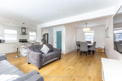 Photo 8 at 172 Calvington Drive, CFB, Toronto