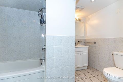Photo 32 at 172 Calvington Drive, CFB, Toronto