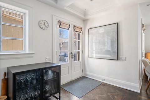 Photo 7 at 113 Inglewood Drive, Moore Park, Toronto