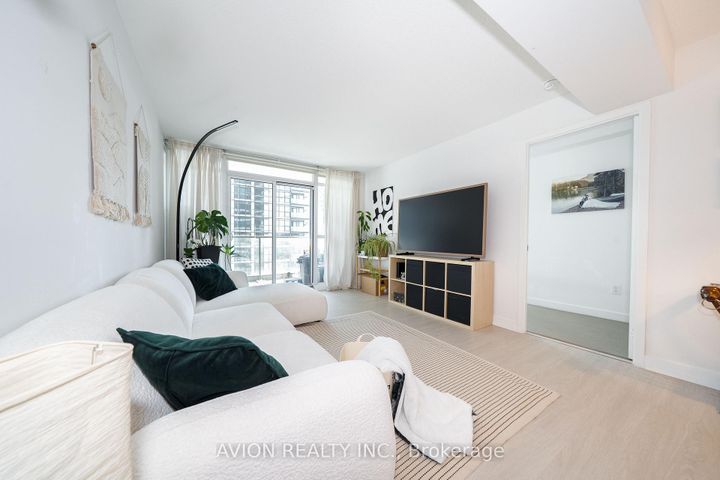 Photo 7 at 616 - 15 Singer Court, Bayview Village, Toronto