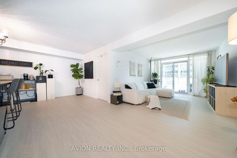 Photo 6 at 616 - 15 Singer Court, Bayview Village, Toronto