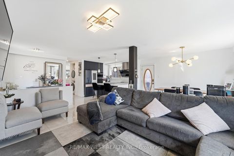 Photo 9 at 38 Bridesburg Drive, The Westway, Toronto