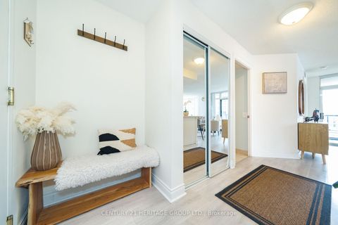 Photo 9 at 1111 - 10 Northtown Way, Willowdale East, Toronto