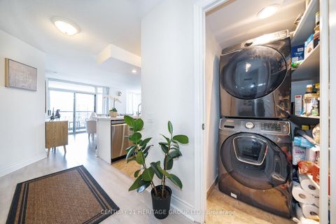 Photo 37 at 1111 - 10 Northtown Way, Willowdale East, Toronto