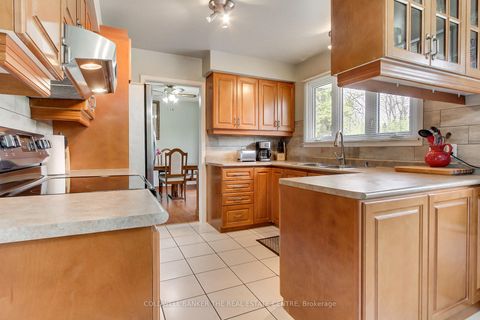 Photo 9 at 1324 Shore Acres (County Rd 3) Drive, Rural Innisfil, Innisfil