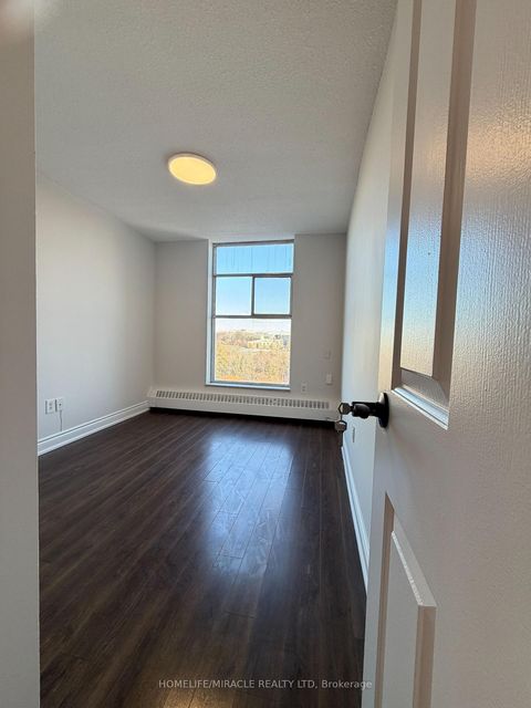 Photo 14 at 909 - 335 Driftwood Avenue, Black Creek, Toronto