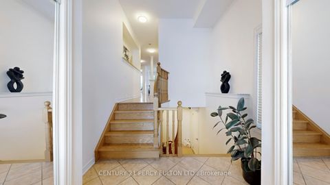 Photo 4 at 145 Silver Maple Road, Jefferson, Richmond Hill