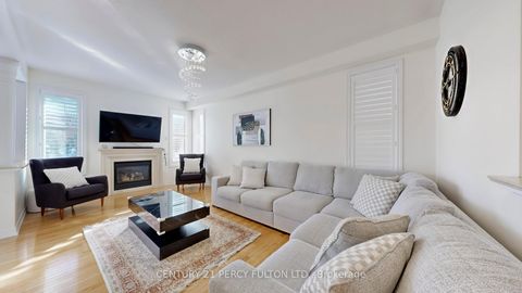 Photo 7 at 145 Silver Maple Road, Jefferson, Richmond Hill