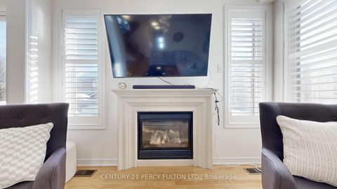 Photo 9 at 145 Silver Maple Road, Jefferson, Richmond Hill