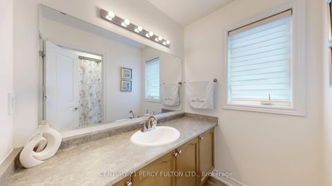 Photo 36 at 145 Silver Maple Road, Jefferson, Richmond Hill