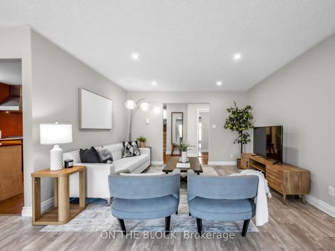 Photo 8 at 41 Eastlea Crescent, L'Amoreaux, Toronto