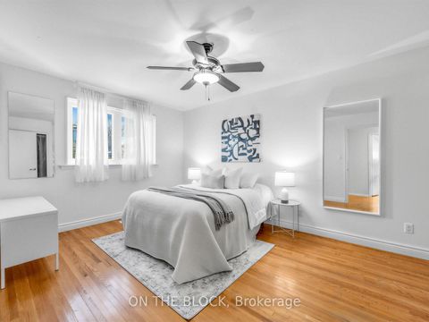Photo 18 at 41 Eastlea Crescent, L'Amoreaux, Toronto