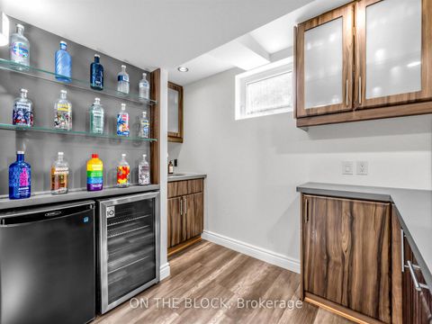 Photo 28 at 41 Eastlea Crescent, L'Amoreaux, Toronto
