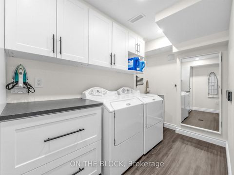 Photo 32 at 41 Eastlea Crescent, L'Amoreaux, Toronto