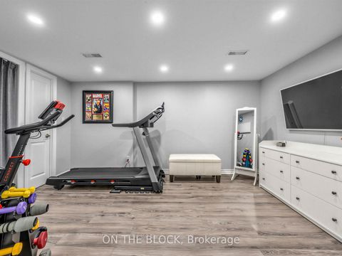 Photo 34 at 41 Eastlea Crescent, L'Amoreaux, Toronto