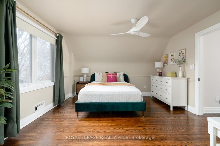 Photo 32 at 2184 Guthrie Lane, Lakeview, Mississauga