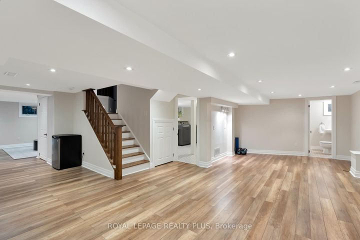 Photo 34 at 2184 Guthrie Lane, Lakeview, Mississauga