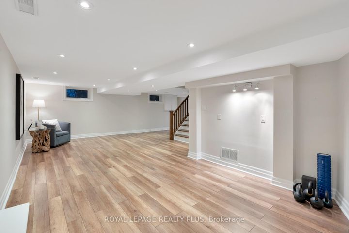 Photo 35 at 2184 Guthrie Lane, Lakeview, Mississauga