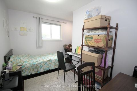 Photo 20 at 739 Pam Crescent, Leslie Valley, Newmarket