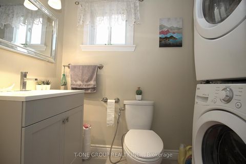 Photo 23 at 739 Pam Crescent, Leslie Valley, Newmarket