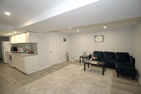 Photo 28 at 739 Pam Crescent, Leslie Valley, Newmarket