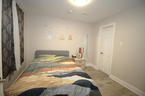 Photo 34 at 739 Pam Crescent, Leslie Valley, Newmarket