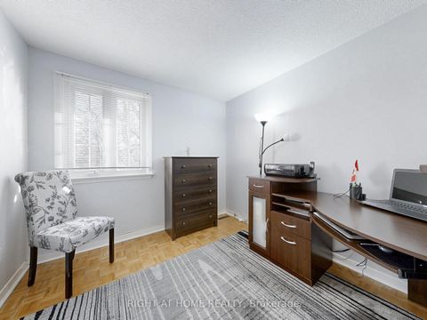 Photo 33 at 50 Rathfon Crescent, North Richvale, Richmond Hill