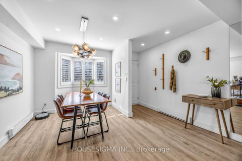 Photo 1 at 47 - 39 Tecumseth Street, Niagara, Toronto