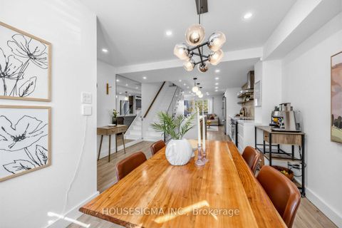 Photo 3 at 47 - 39 Tecumseth Street, Niagara, Toronto