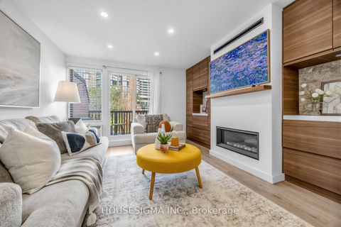 Photo 11 at 47 - 39 Tecumseth Street, Niagara, Toronto