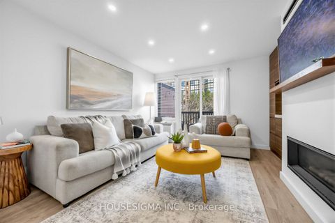 Photo 12 at 47 - 39 Tecumseth Street, Niagara, Toronto