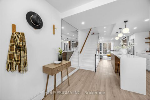 Photo 17 at 47 - 39 Tecumseth Street, Niagara, Toronto