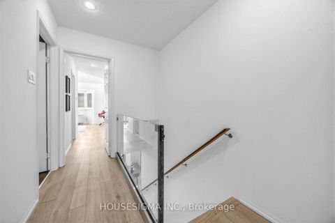 Photo 18 at 47 - 39 Tecumseth Street, Niagara, Toronto