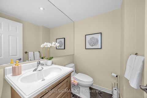 Photo 22 at 47 - 39 Tecumseth Street, Niagara, Toronto