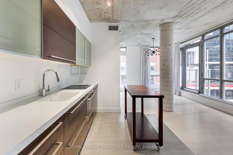 Photo 6 at 204 - 36 Charlotte Street, Waterfront Communities C1, Toronto