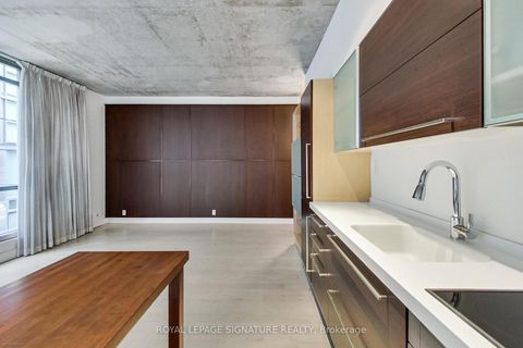 Photo 8 at 204 - 36 Charlotte Street, Waterfront Communities C1, Toronto