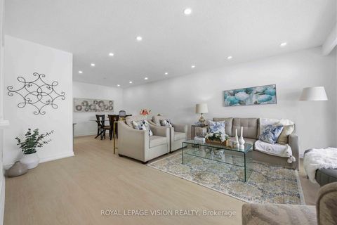 Photo 4 at 7 Snowhill Crescent, Malvern West, Toronto