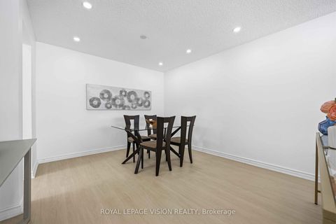 Photo 9 at 7 Snowhill Crescent, Malvern West, Toronto