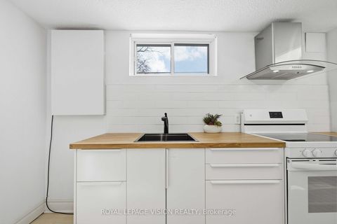 Photo 28 at 7 Snowhill Crescent, Malvern West, Toronto