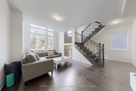 Photo 3 at 18 Bennington Road, Summerhill Estates, Newmarket