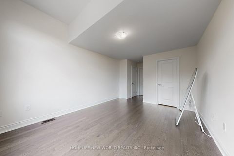 Photo 21 at 18 Bennington Road, Summerhill Estates, Newmarket