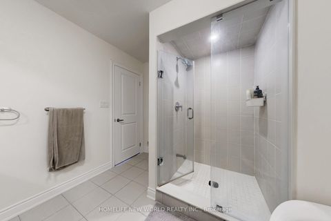 Photo 24 at 18 Bennington Road, Summerhill Estates, Newmarket