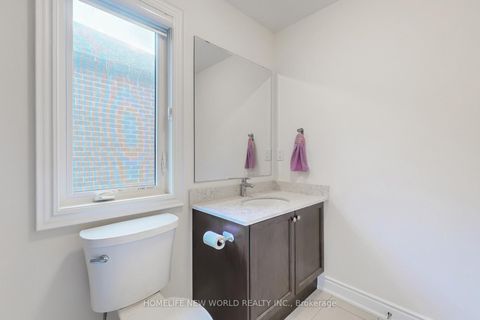 Photo 29 at 18 Bennington Road, Summerhill Estates, Newmarket