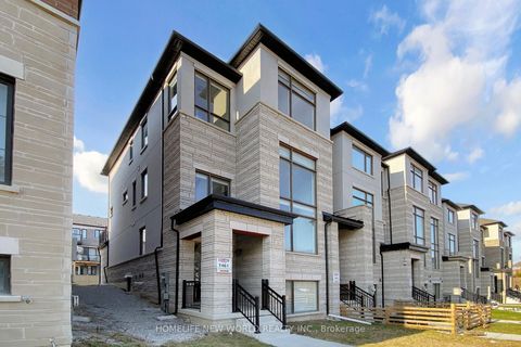 Photo 38 at 18 Bennington Road, Summerhill Estates, Newmarket