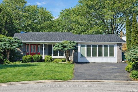 Photo 1 at 827 Legge Court, College Manor, Newmarket