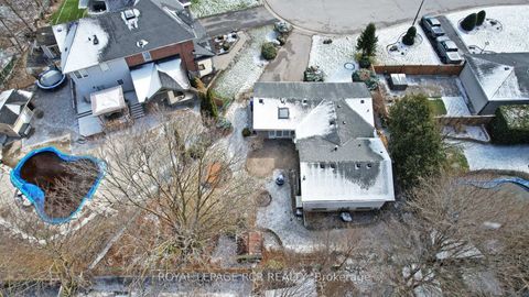 Photo 28 at 827 Legge Court, College Manor, Newmarket