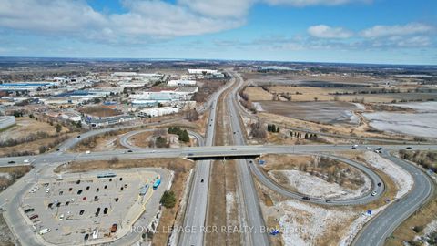 Photo 32 at 827 Legge Court, College Manor, Newmarket
