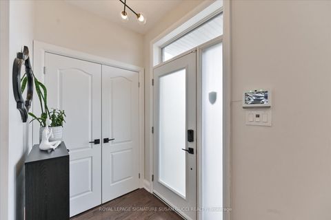 Photo 1 at 811 Cosburn Avenue, East York, Toronto