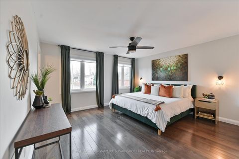 Photo 24 at 811 Cosburn Avenue, East York, Toronto