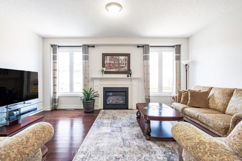 Photo 11 at 56 Jewel House Lane, Shore, Barrie